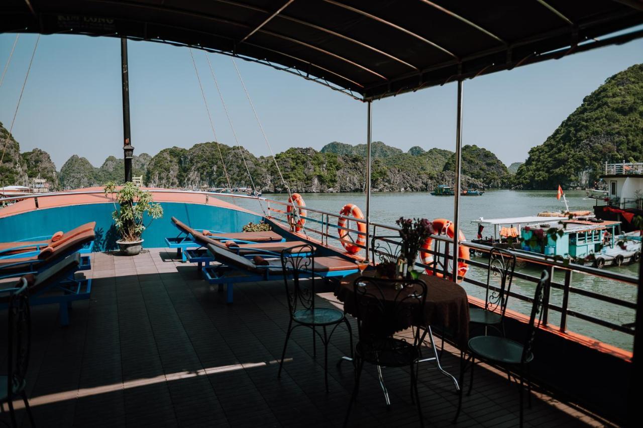 Cat Ba Bay Cruises Hotel Dong Khe Sau Buitenkant foto