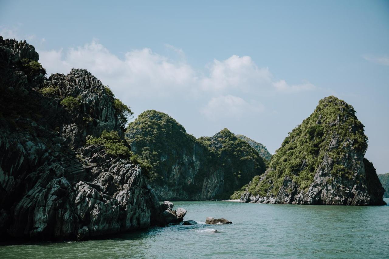 Cat Ba Bay Cruises Hotel Dong Khe Sau Buitenkant foto