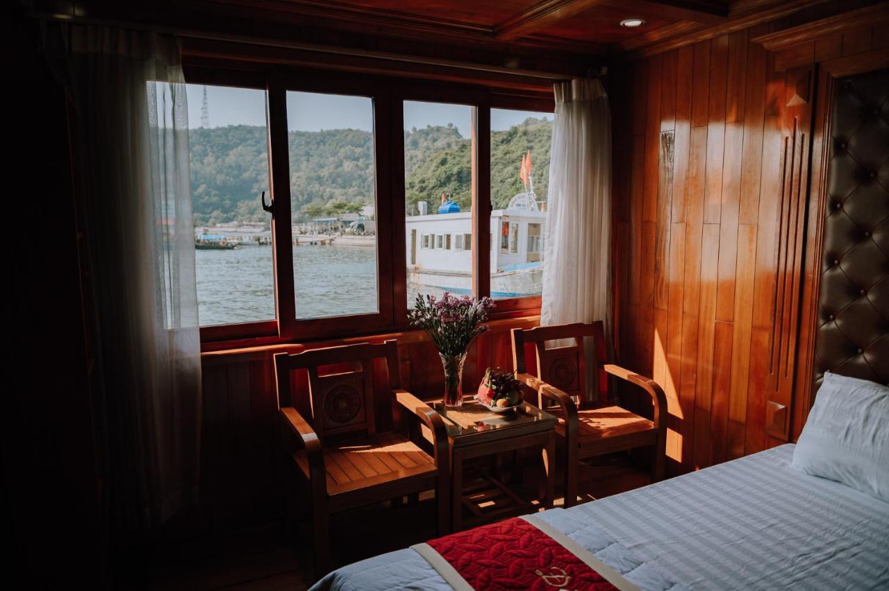 Cat Ba Bay Cruises Hotel Dong Khe Sau Buitenkant foto