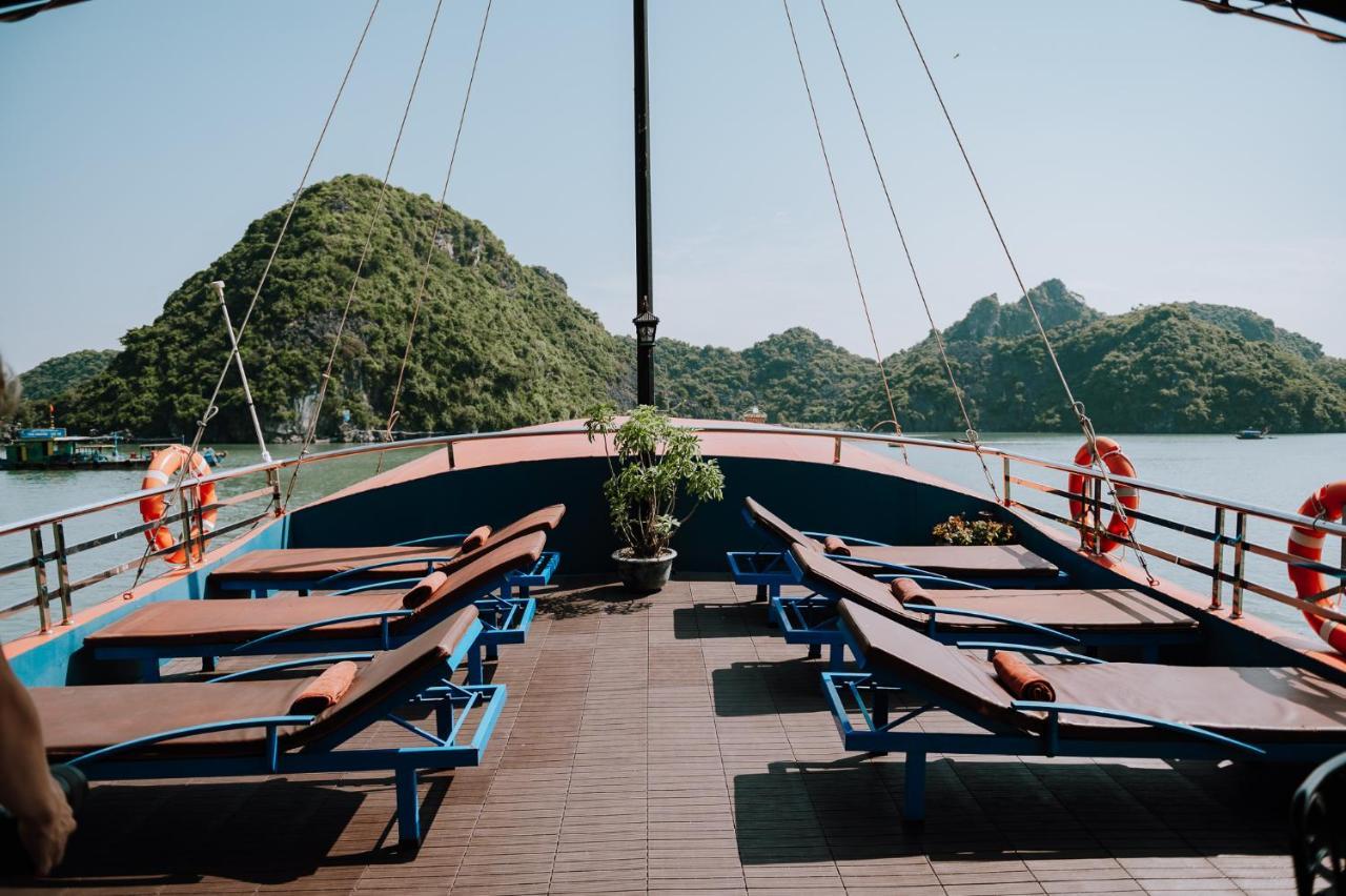Cat Ba Bay Cruises Hotel Dong Khe Sau Buitenkant foto