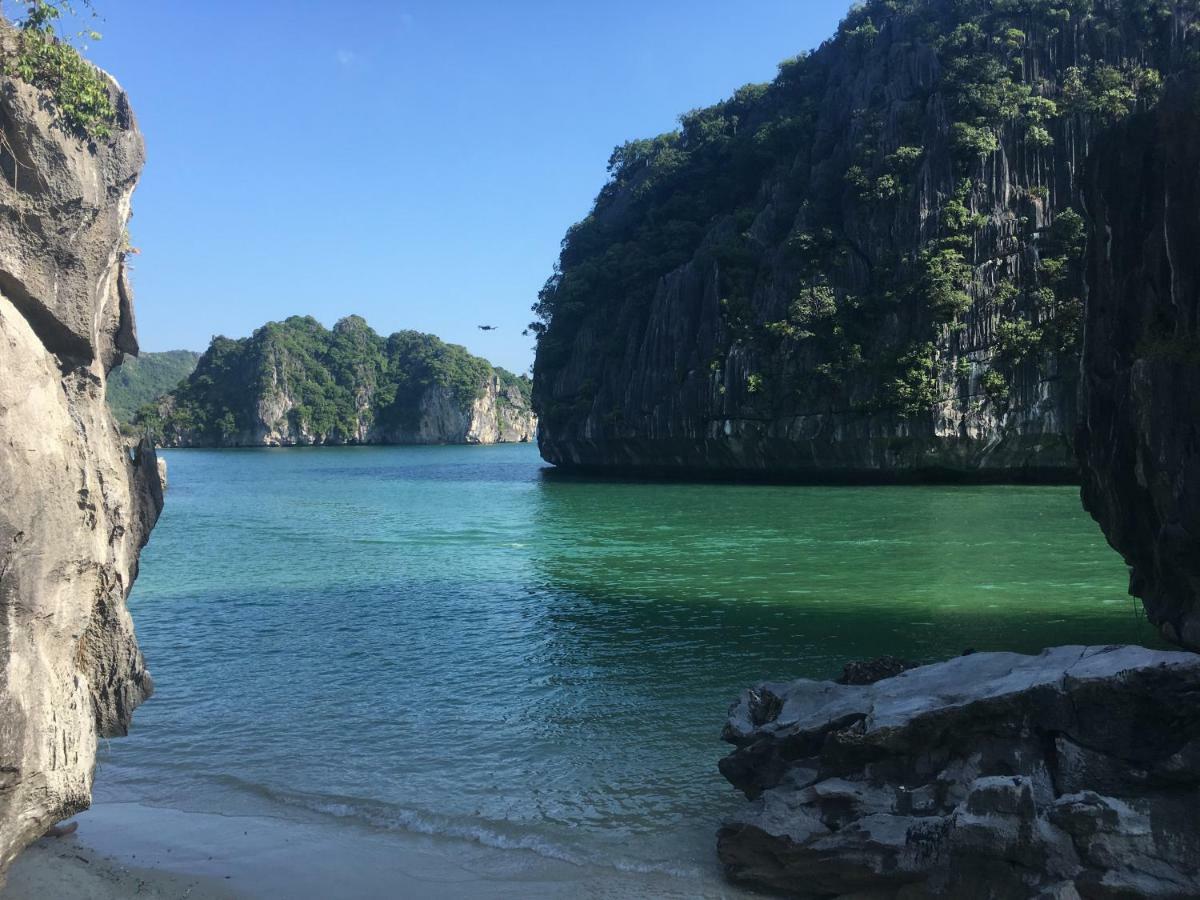 Cat Ba Bay Cruises Hotel Dong Khe Sau Buitenkant foto
