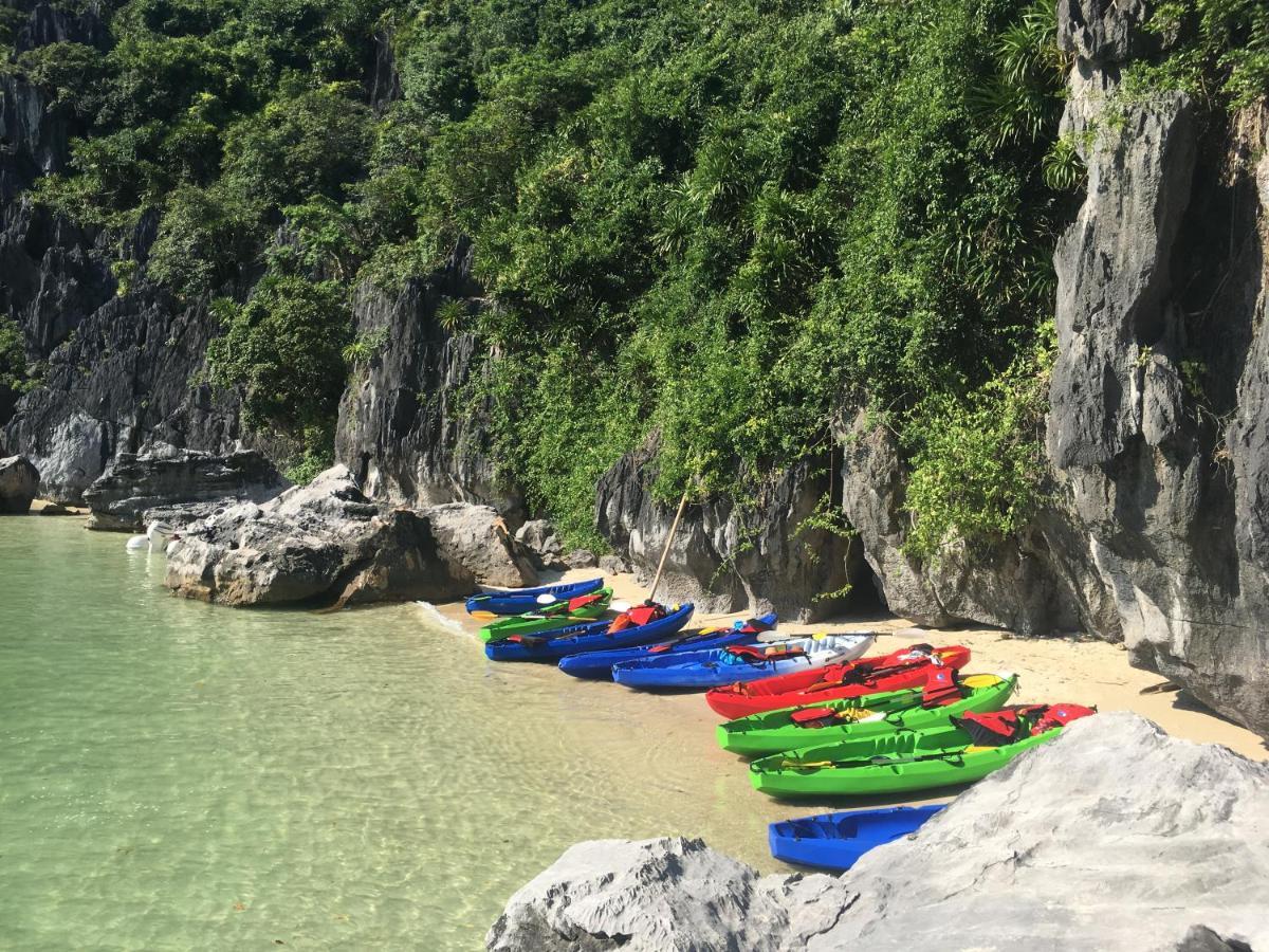 Cat Ba Bay Cruises Hotel Dong Khe Sau Buitenkant foto